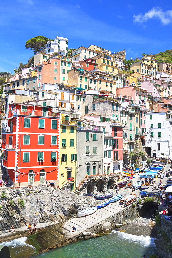 The colorful sea village of Riomaggiore, Cinque Terre, UNESCO World Heritage Site, Liguria, Italy, Europe