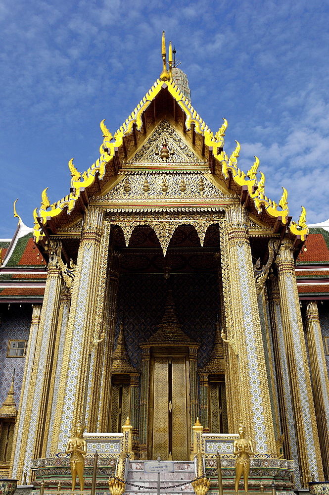 The Temple of the Emerald Buddha, Grand Palace, Bangkok, Thailand, Southeast Asia, Asia