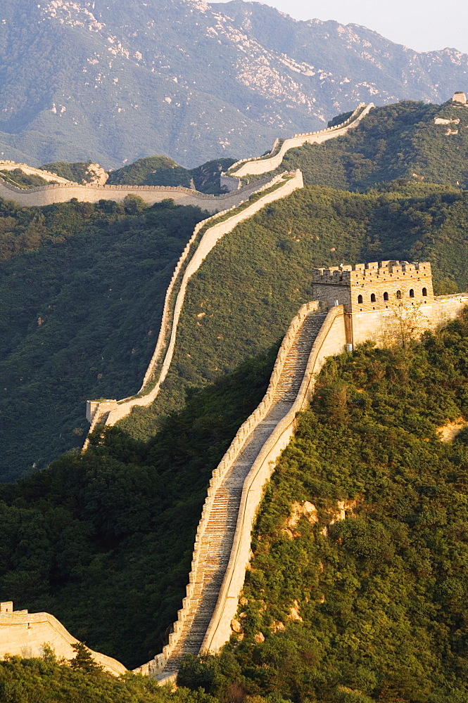 Great Wall of China at Badaling, first built during the Ming dynasty between 1368 and 1644, restored in the 1980s, UNESCO World Heritage Site, near Beijing, Hebei Province, China, Asia