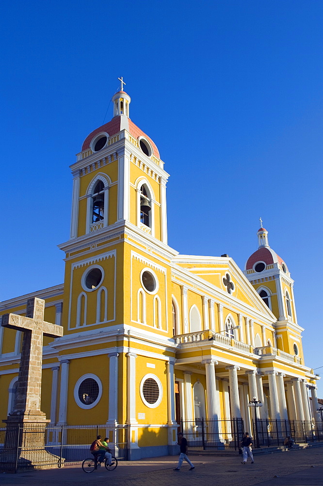 Granada Cathedral, founded in 1583, rebuilt in 1915, Granada, Nicaragua, Central America