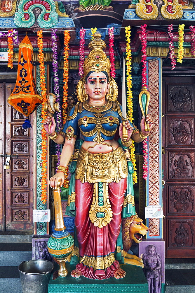 Sri Vadapathira Kaliamman Hindu Temple, Little India, Singapore, Southeast Asia, Asia