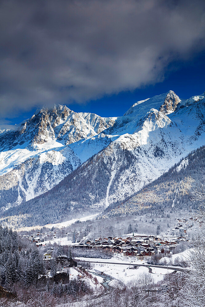 Les Houches village below Mont Blanc, Chamonix, Haute Savoie, Rhone Alpes, France, Europe