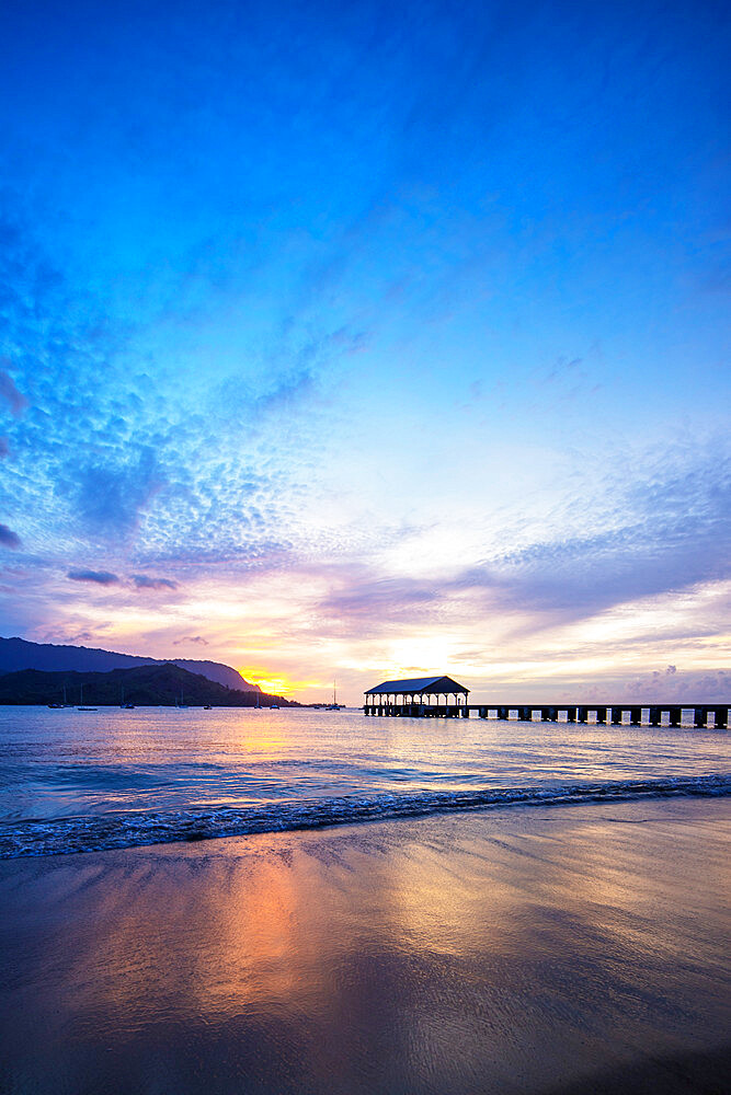 Hanalei Bay pier, Kauai Island, Hawaii, United States of America, North America