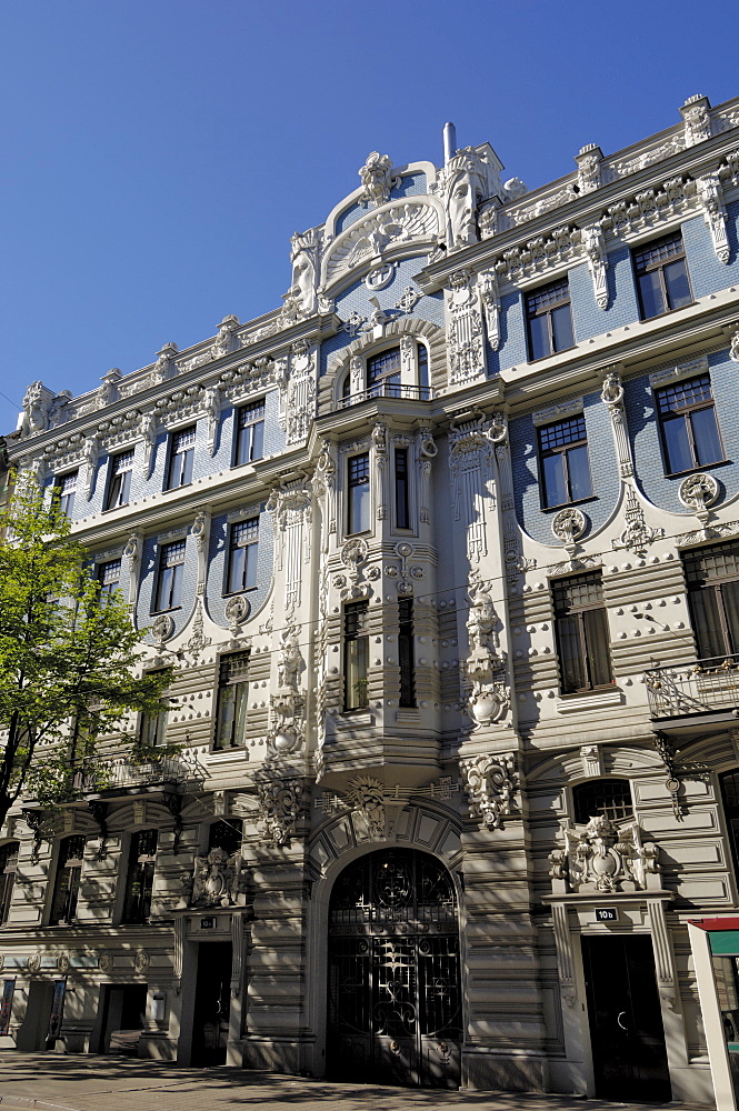 Art nouveau architecture, 10b Elizabetes iela, designed by Mikhail Eisenstein, Riga, UNESCO World Heritage Site, Latvia, Baltic States, Europe