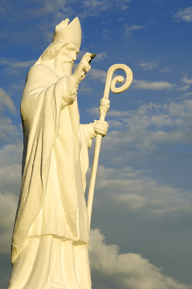 Statue of St. Patrick at the base of Croagh Patrick mountain, County Mayo, Connacht, Republic of Ireland, Europe