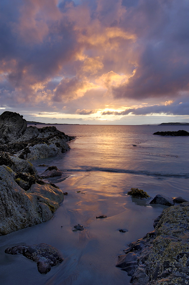 Beach at sunset, near Tully Cross, Connemara, County Galway, Connacht, Republic of Ireland, Europe