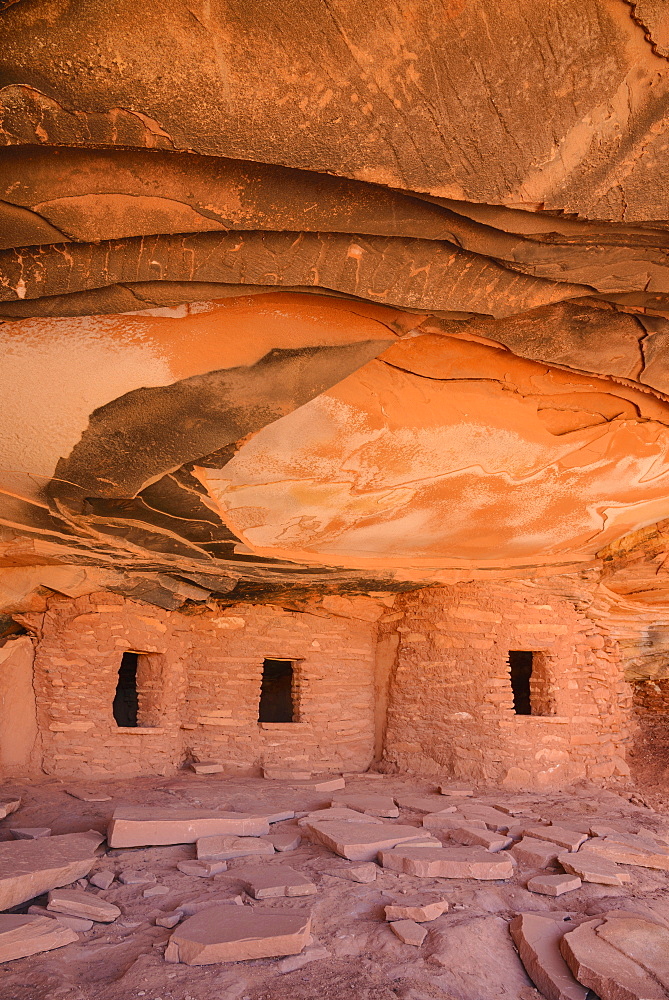 Ancient Indian Granaries, Road Canyon, Cedar Mesa, Utah, United States of America, North America