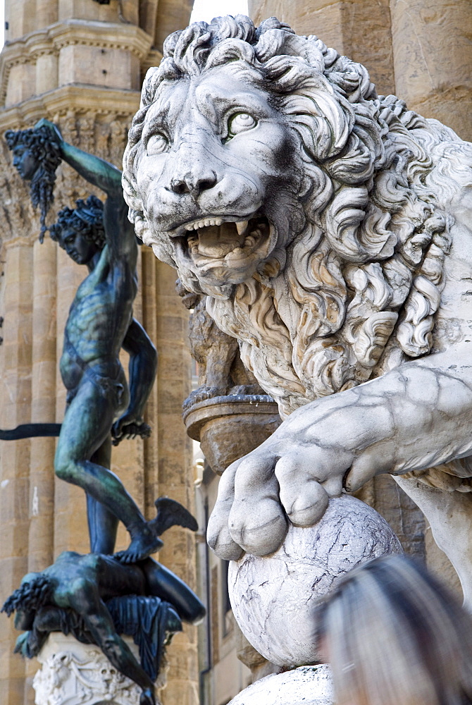 The Marzocco Lion and Perseus statue, Piazza della Signoria, Florence, UNESCO World Heritage Site, Tuscany, Italy, Europe