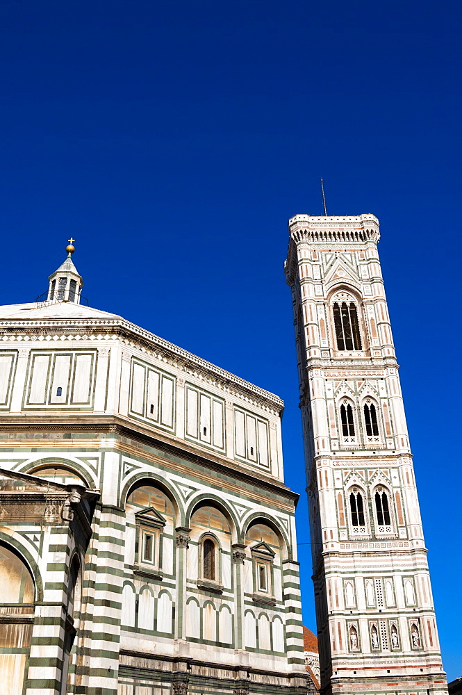 The Baptistery and Campanile di Giotto, Piazza del Duomo, Florence (Firenze), UNESCO World Heritage Site, Tuscany, Italy, Europe