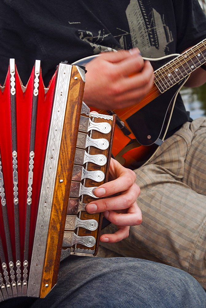 Accordion, ethnic group of musicians, River Emajogi, Tartu, Estonia, Baltic States, Europe