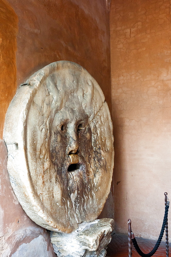 Mouth of Truth (Bocca della Verita), Basilica of St. Maria in Cosmedin, Rome, UNESCO World Heritage Site, Lazio, Italy, Europe