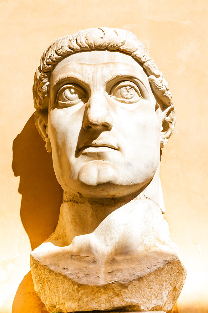 Head of Colossus of Constantine, Musei Capitolini, Capitoline Hill, UNESCO World Heritage Site, Rome, Lazio, Italy, Europe