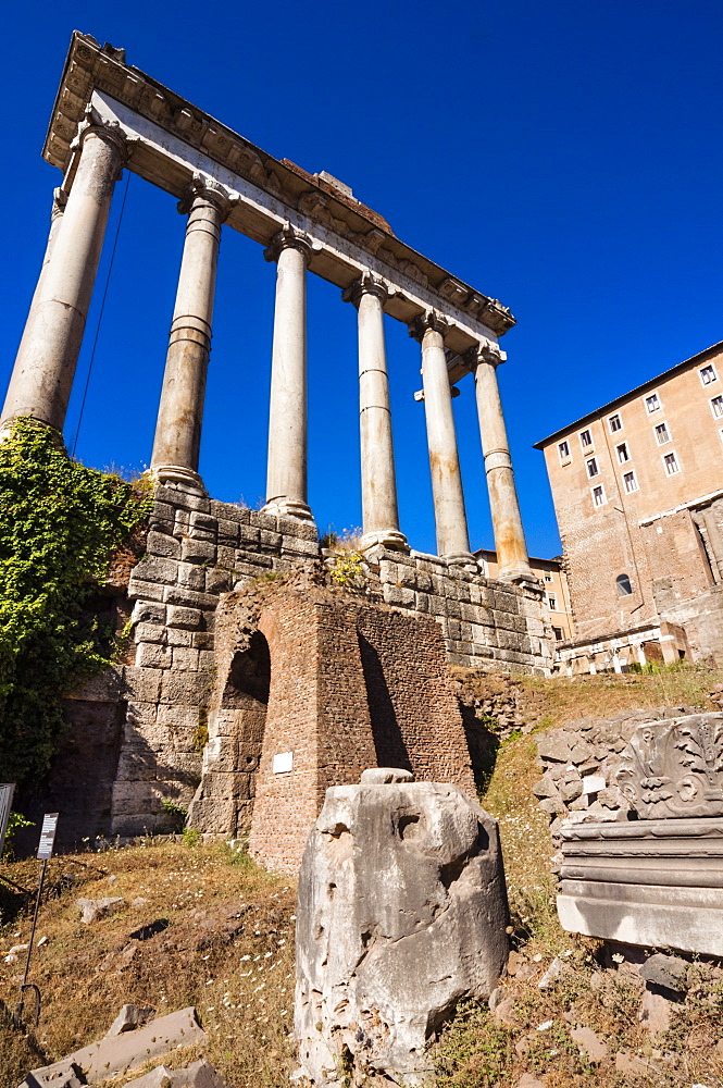 Temple of Saturn, Roman Forum, UNESCO World Heritage Site, Rome, Lazio, Italy, Europee