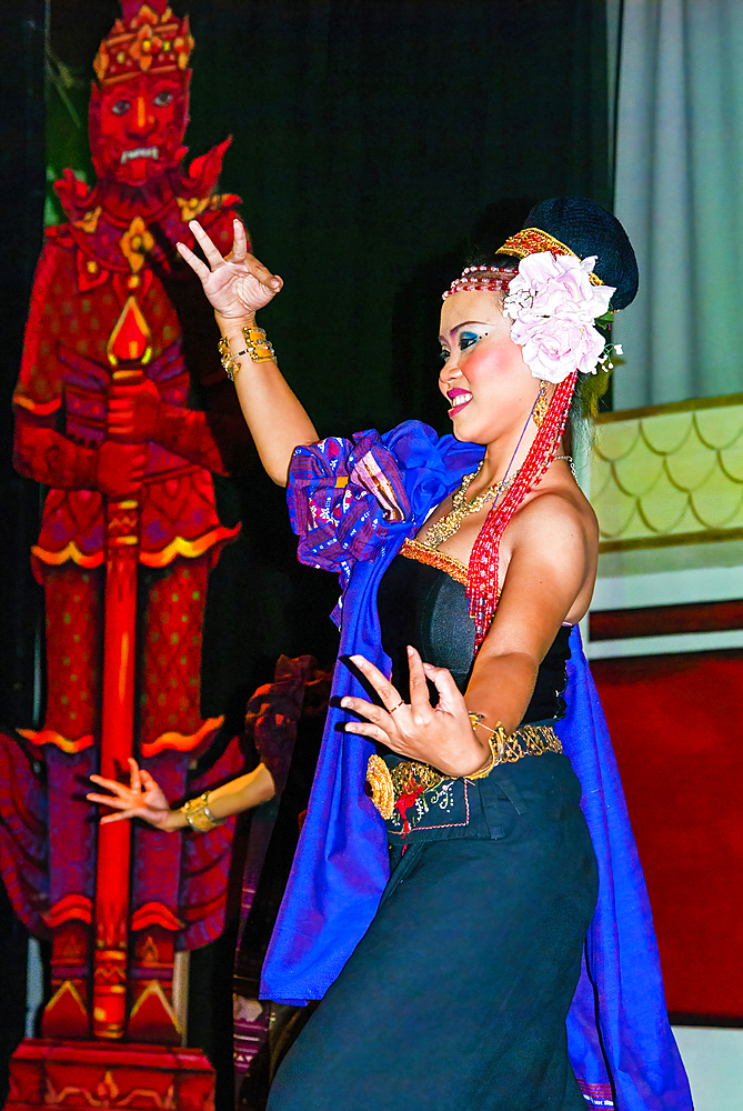 Dancers in traditional Thai classical dance costume, Phuket, Thailand, Southeast Asia, Asia