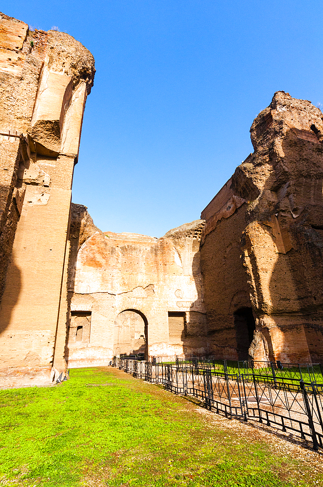 Frigidarium, Baths of Caracalla, UNESCO World Heritage Site, Rome, Latium (Lazio), Italy, Europe