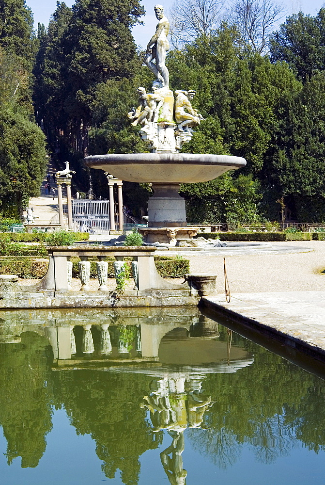 Vasca dell'Isola (Island's Pond), Ocean's Fountain, Boboli Gardens, Florence, Tuscany, Italy, Europe