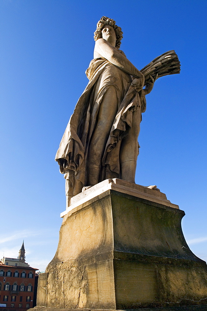 Statue of the Summer, Ponte Santa Trinita, Florence (Firenze), Tuscany, Italy, Europe