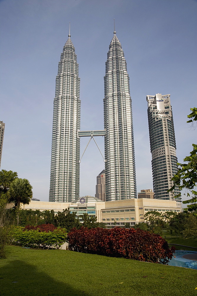 Petronas Towers, Kuala Lumpur, Malaysia, Southeast Asia, Asia