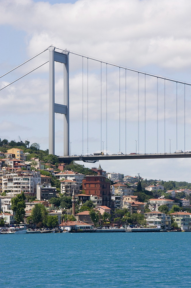 The town of Rumeli Hisari and the Fatih Mehmet Bridge on the Bosphorus, Istanbul, Turkey, Europe