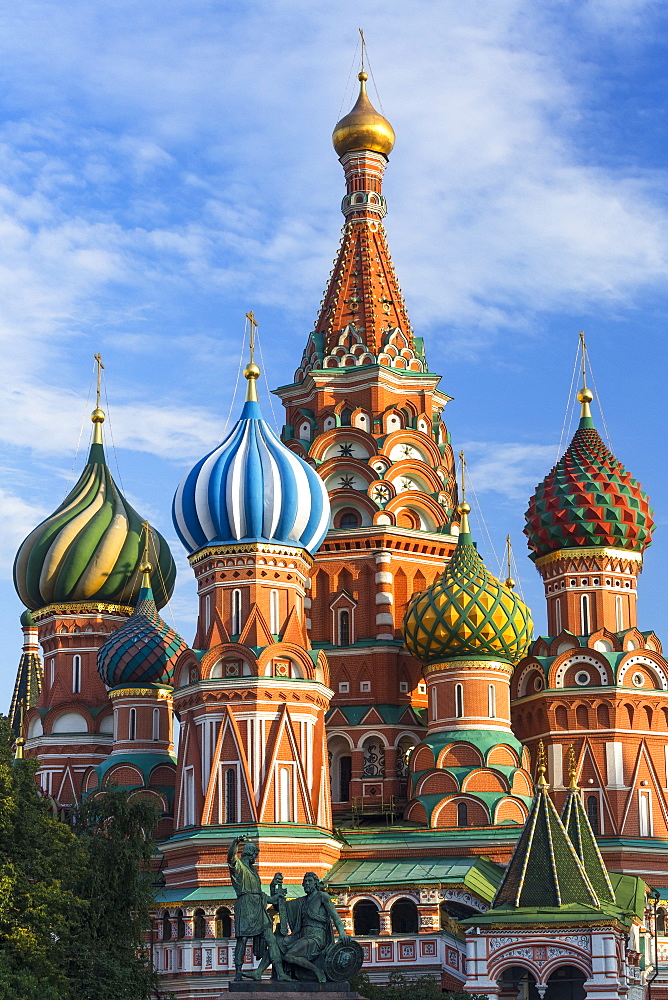 St. Basils Cathedral in Red Square, UNESCO World Heritage Site, Moscow, Russia, Europe