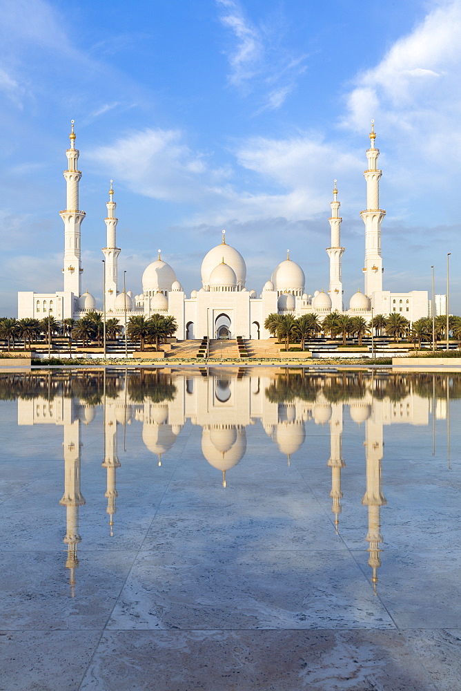 Sheikh Zayed Bin Sultan Al Nahyan Mosque, Abu Dhabi, United Arab Emirates, Middle East