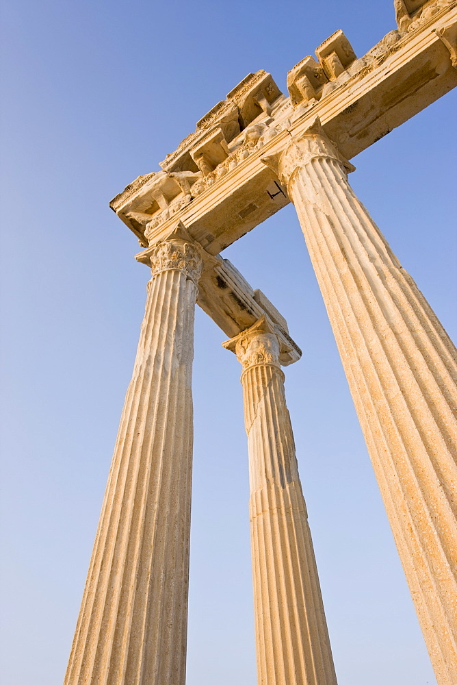 Roman ruins of the Temple of Apollo, Side, Anatalya Province, Anatolia, Turkey, Asia Minor, Eurasia