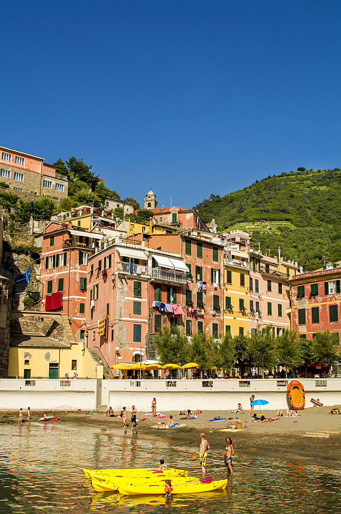 Vernazza, Cinque Terre, UNESCO World Heritage Site, Liguria, Italy, Europe