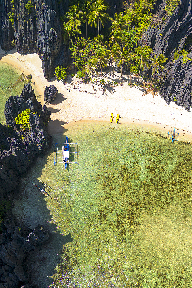 Secret Lagoon, Miniloc Island, El Nido, Bacuit Bay, Palawan, Philippines, Southeast Asia, Asia