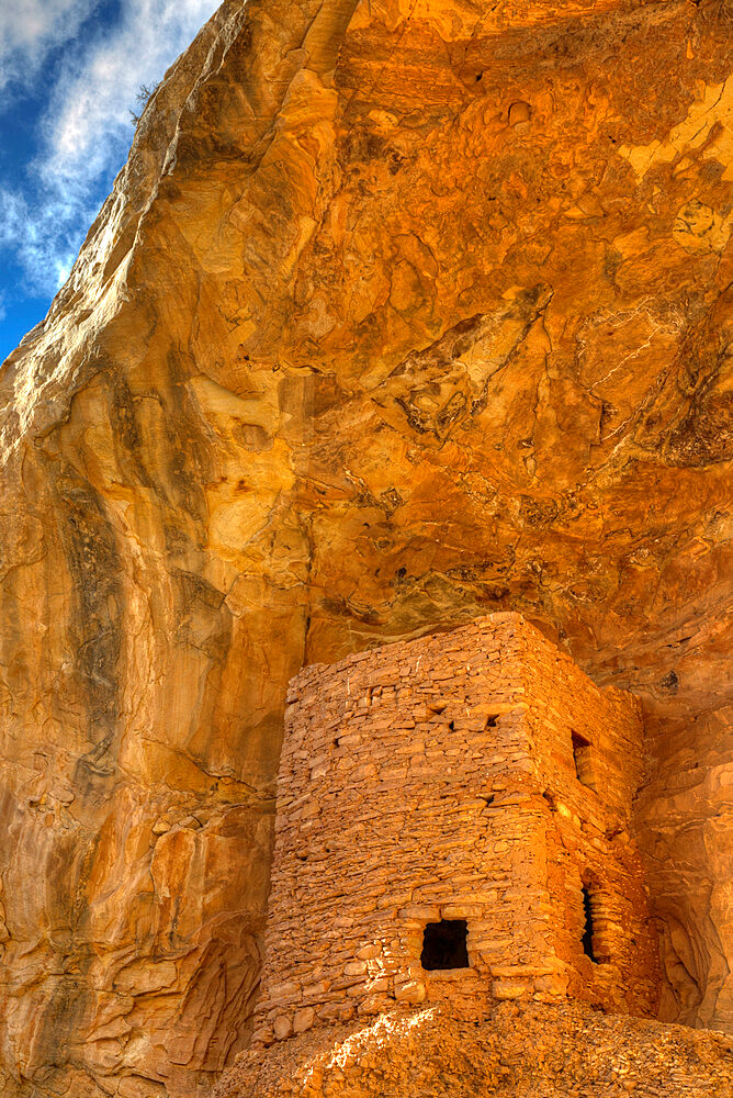 Tower Ruins, Ancestral Pueblo, up to 1000 years old, Coomb Ridge area, Utah, United States of America, North America