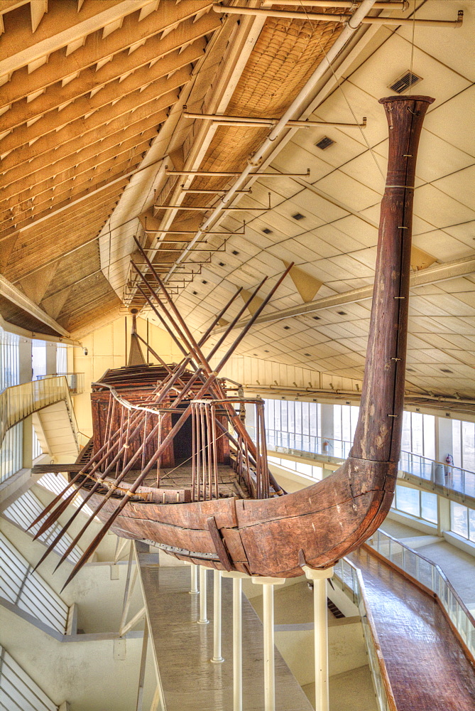 The Khufu Ship, Giza Solar Boat Museum, Great Pyramids of Giza, UNESCO World Heritage Site, Giza, Egypt, North Africa, Africa