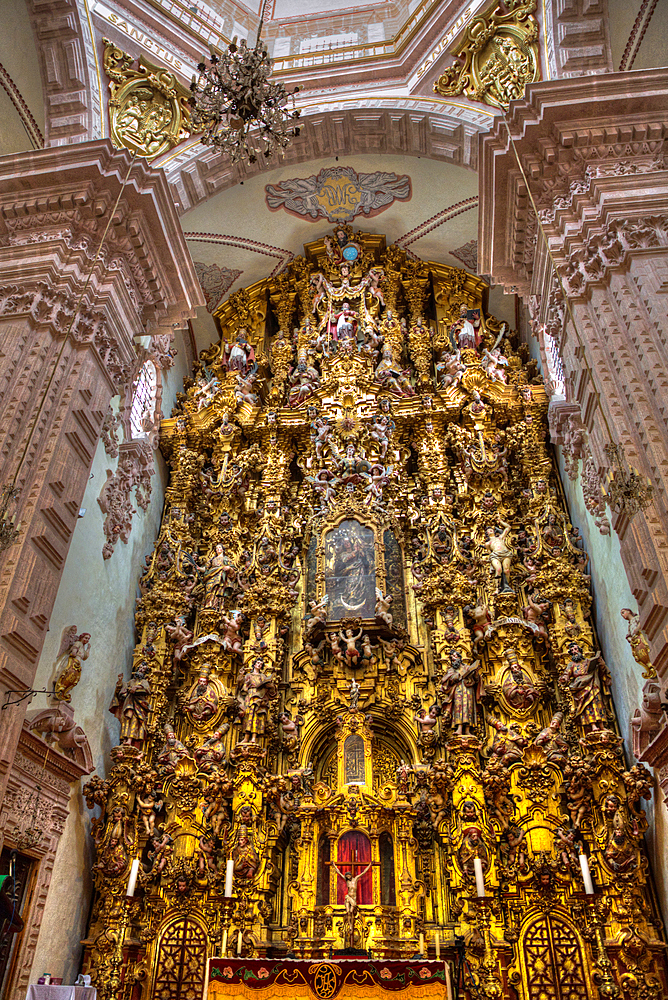 Altarpiece, 18th century Spanish Baroque style, Church of Santa Prisca de Taxco, founded 1751, UNESCO World Heritage Site, Taxco, Guerrero, Mexico, North America