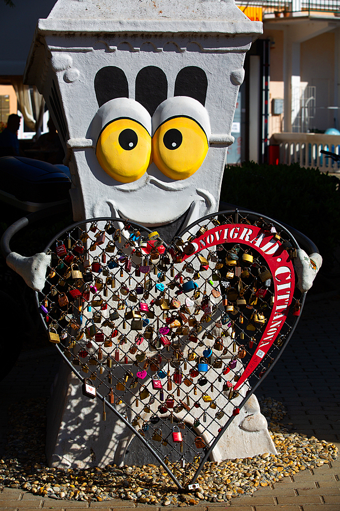 Love Heart with padlocks, Old Town, Novigrad, Croatia, Europe