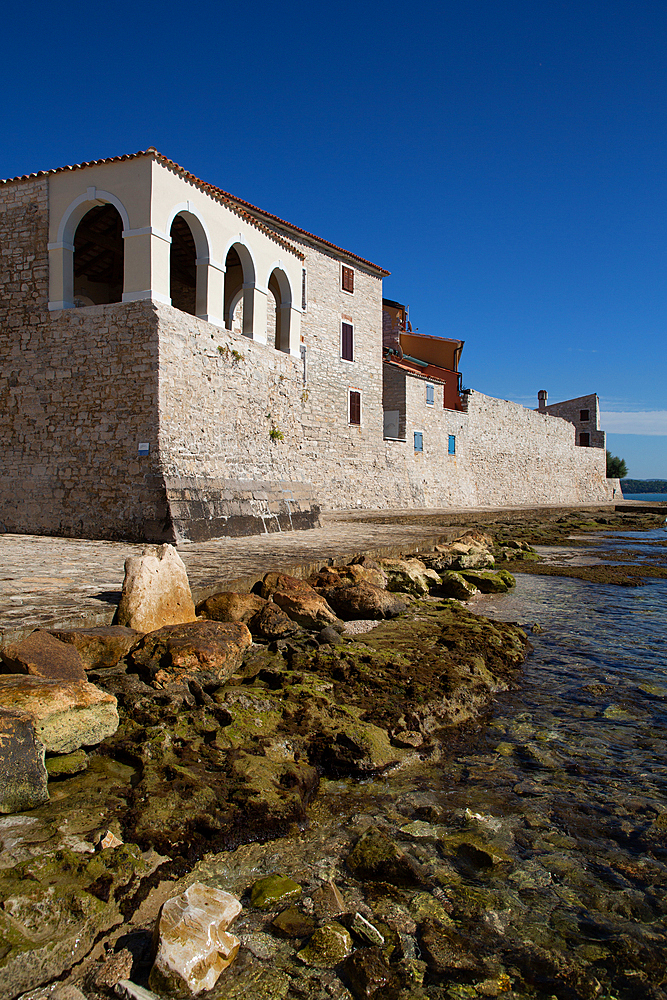 Belvedere Historical Site, dating from 1649, Old Town, Novigrad, Croatia, Europe