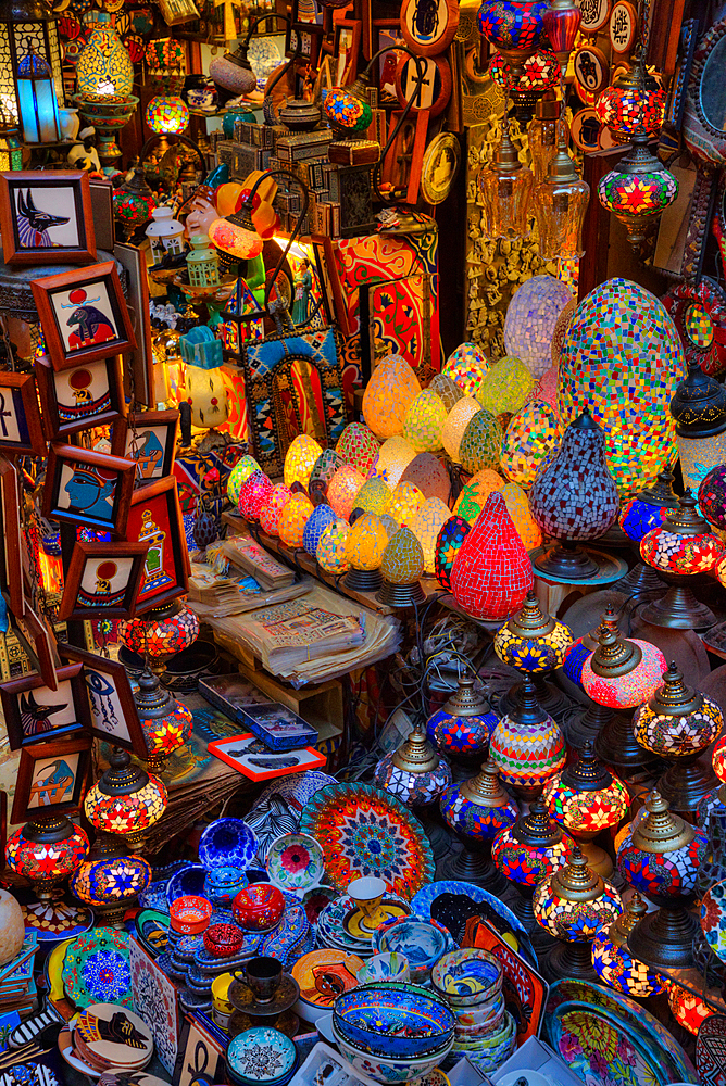 Lights for sale, The Khan el-Khalili Bazaar, Historic Cairo, Cairo, Egypt, North Africa, Africa