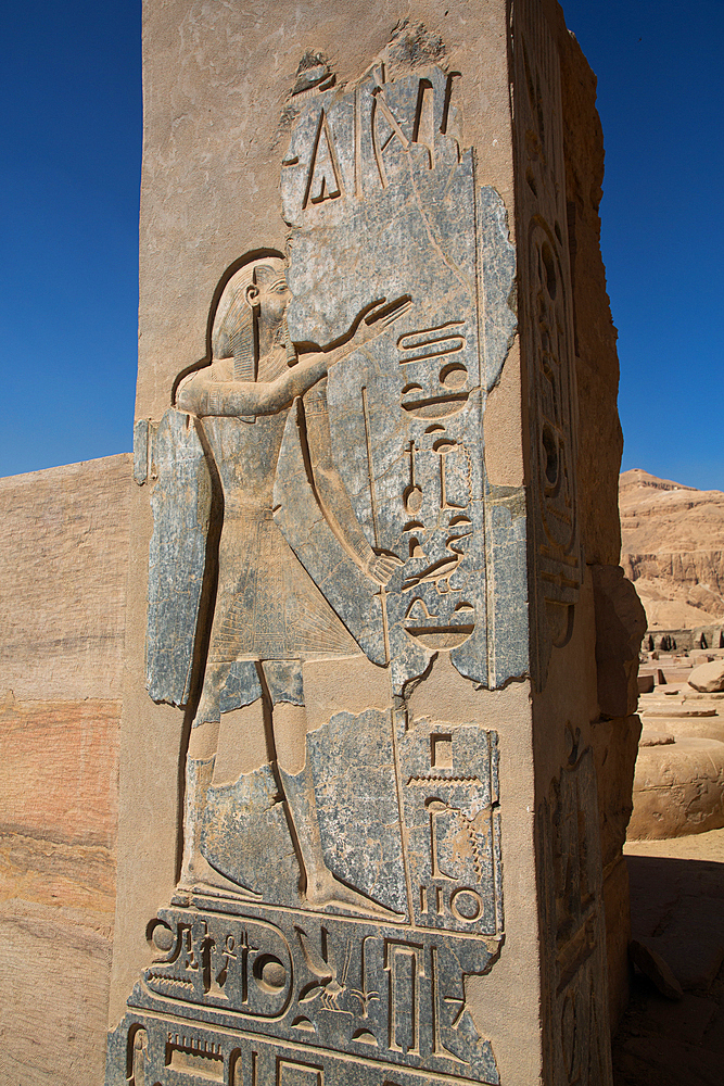 Reliefs, Ramesseum, Memorial Temple of Pharaoh Ramesses II, 13th century BC, Ancient Thebes, UNESCO World Heritage Site, Luxor, Egypt, North Africa, Africa