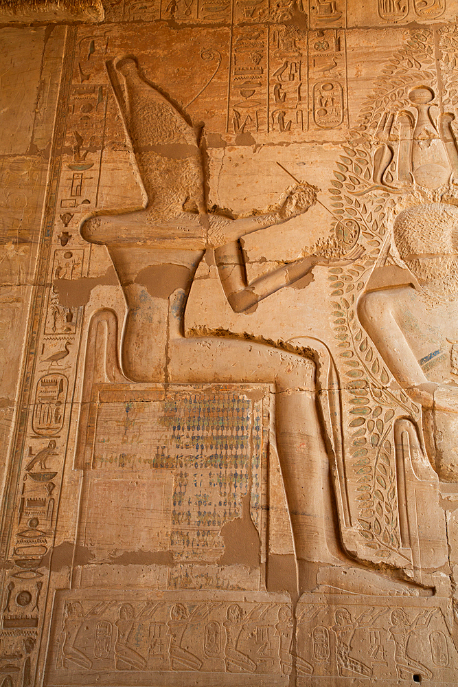 Reliefs, Hypostyle Hall, Ramesseum, Memorial Temple of Pharaoh Ramesses II, 13th century BC, Ancient Thebes, UNESCO World Heritage Site, Luxor, Egypt, North Africa, Africa