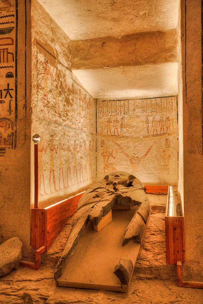 Sarcophagus, Burial Chamber, Tomb of Rameses V and VI, KV9, Valley of the Kings, Ancient Thebes, UNESCO World Heritage Site, Luxor, Egypt, North Africa, Africa