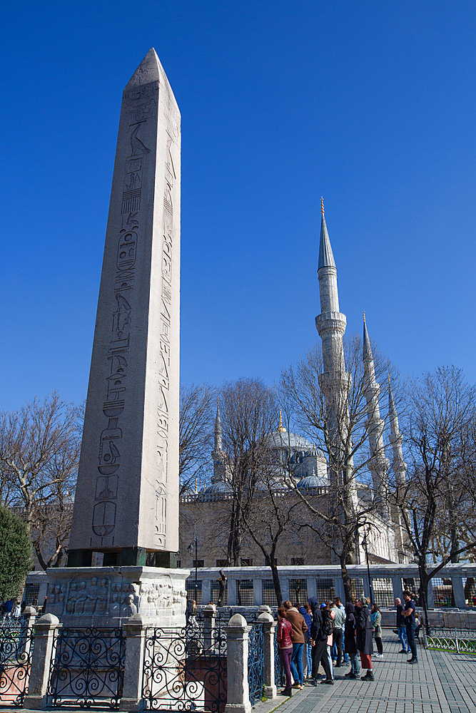 Obelisk of Theodosius, Ancient Egyptian Obelisk of Pharaoh Thutmose III, 1479 BC- 1425 BC), Hippodrome of Constantinople, UNESCO World Heritage Site, Istanbul, Turkey, Eurpe