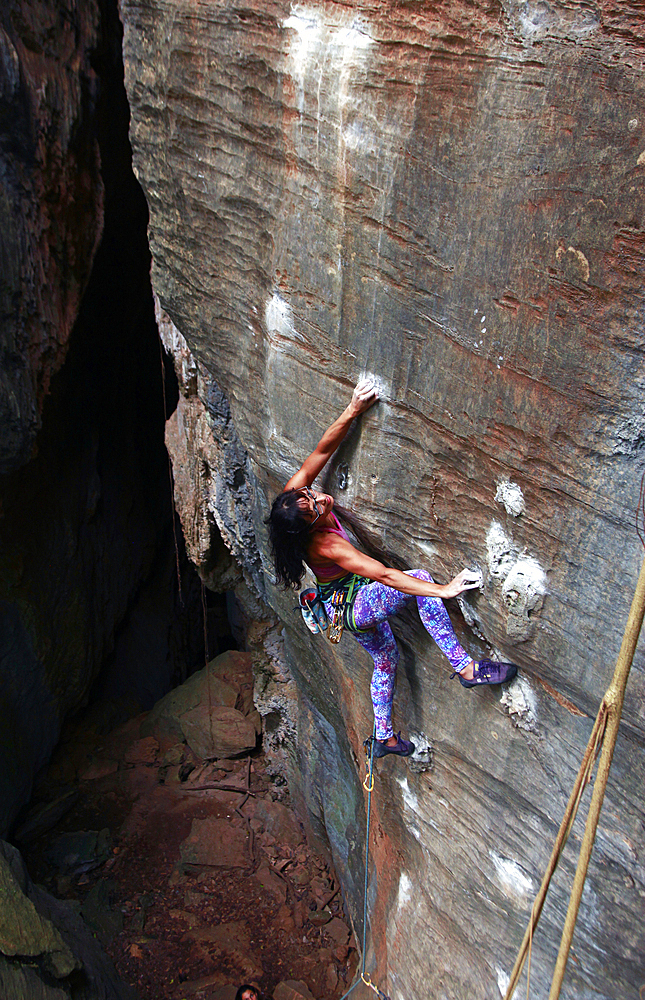 Rock climber in action, Serra do Cipo, Minas Gerais, Brazil, South America