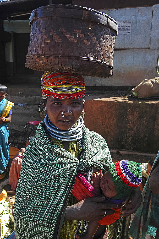 Bonda tribeswoman and her baby, Onukudelli, Orissa, India, Asia