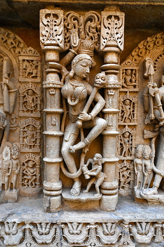 Beautiful wall carving at 11th century Rani ki Vav (Queen's Stepwell), built for Udayamati of Chaulukya dynasty, UNESCO World Heritage Site, Patan, Gujarat, India, Asia