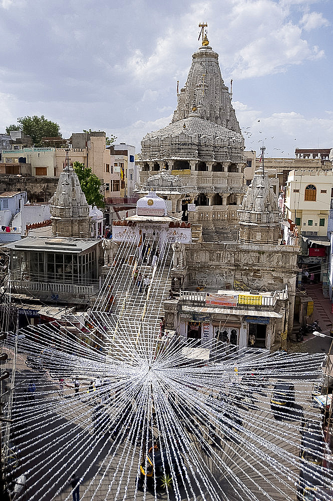 Hindu temple Jagdish Mandir, preparation for the Diwali festival celebrations, Udaipur, Rajasthan, India, Asia