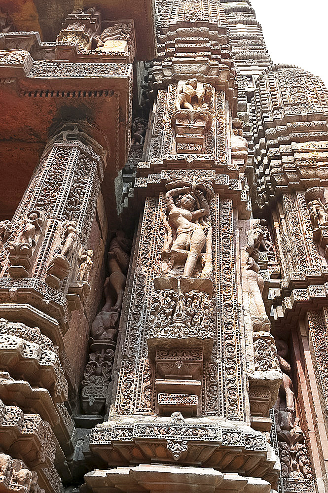 Carving of woman on the vimana of the 11th century Rajarani temple, known as the love temple, dedicated to Lord Shiva, Bhubaneshwar, India, Asia