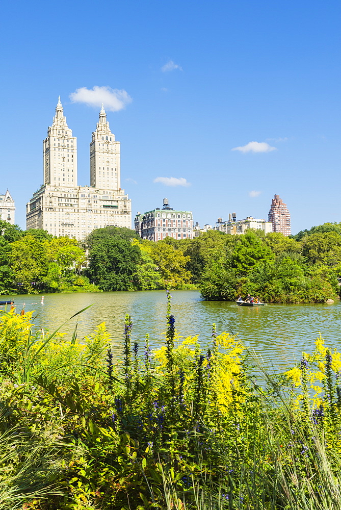 The Lake, Central Park with the San Remo Building beyond, Manhattan, New York City, New York, United States of America, North America