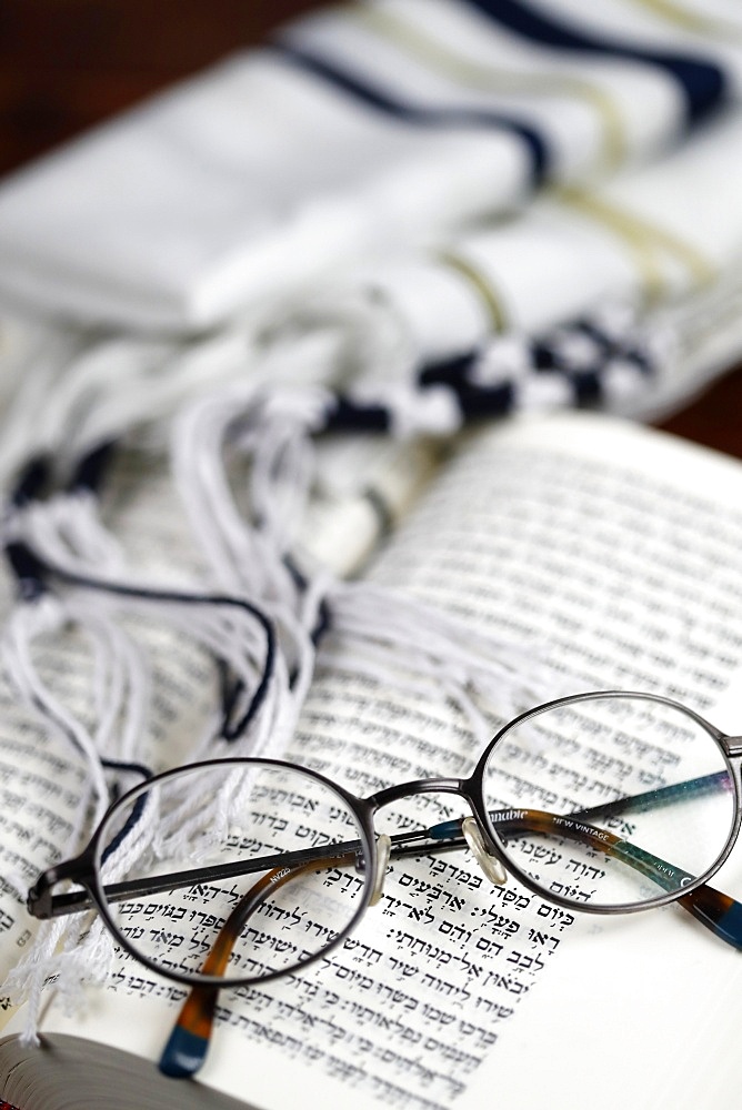 Open Torah, tallit and pair of glasses, France, Europe