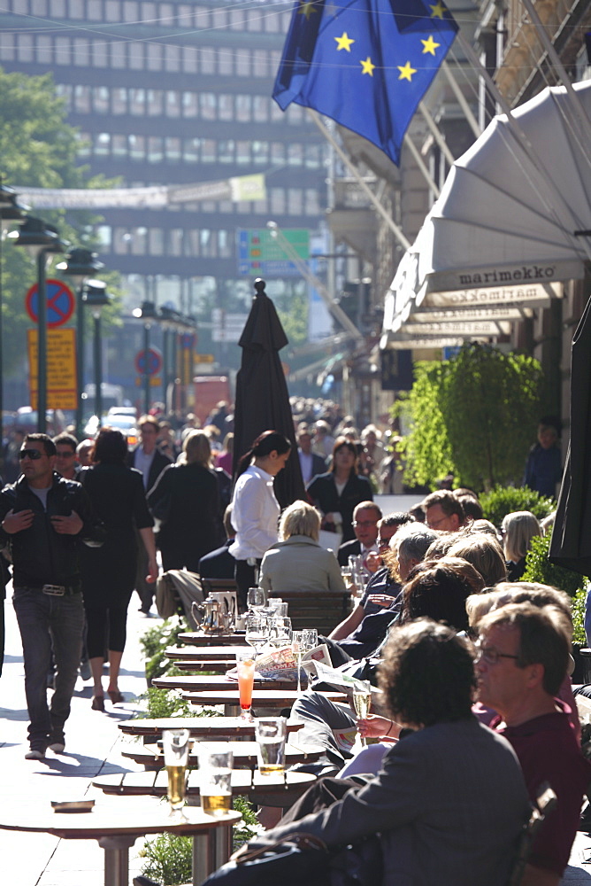 Pavement cafe, Pohjoisesplanadi Street, Esplanade, Helsinki, Finland, Scandinavia, Europe