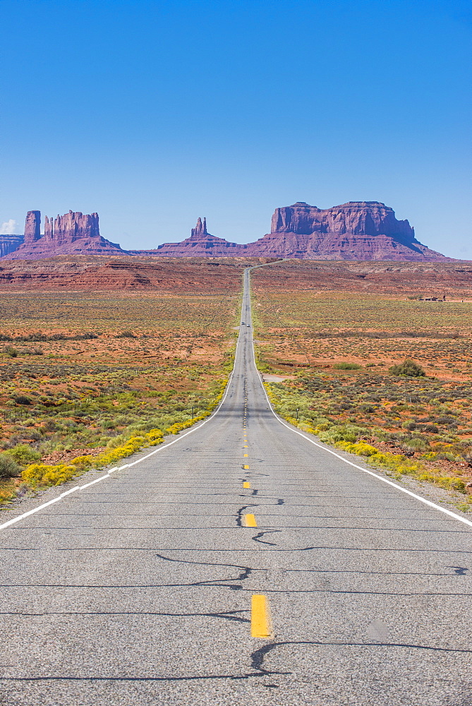 Long road leading into the Monument Valley, Arizona, United States of America, North America