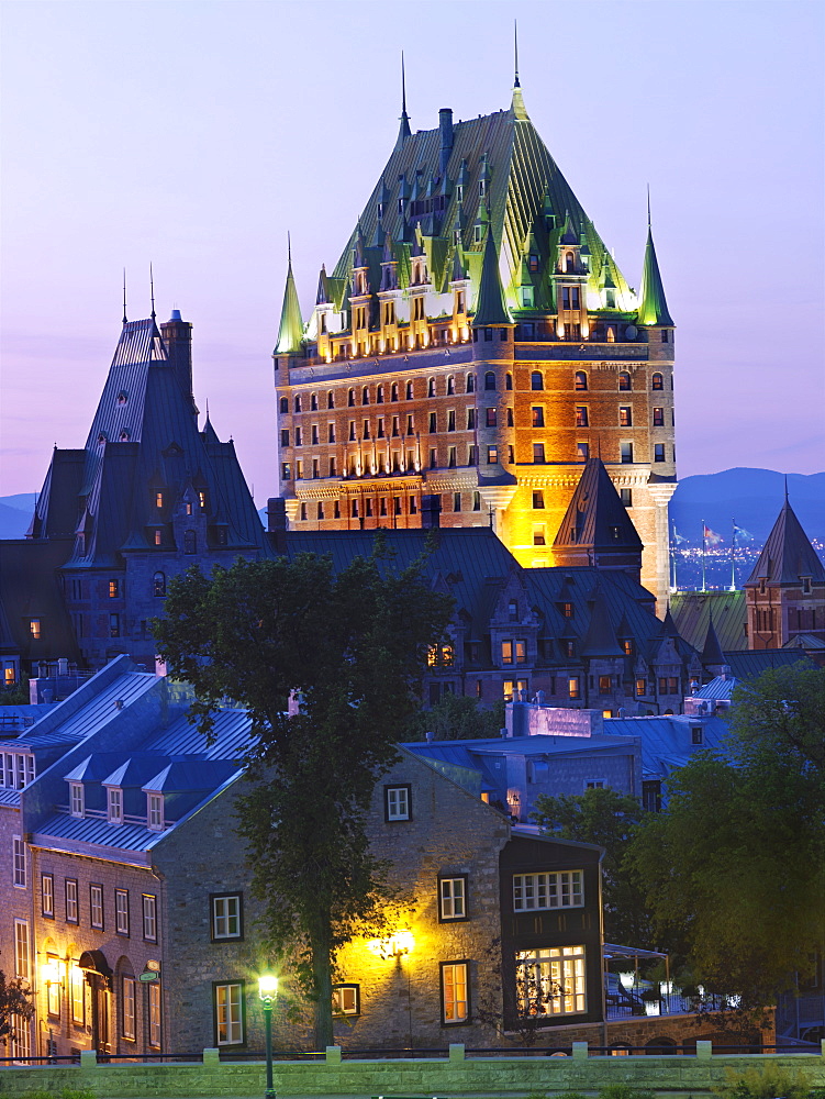 Chateau Frontenac illuminated at night, UNESCO World Heritage Site, Quebec City, Quebec, Canada, North America