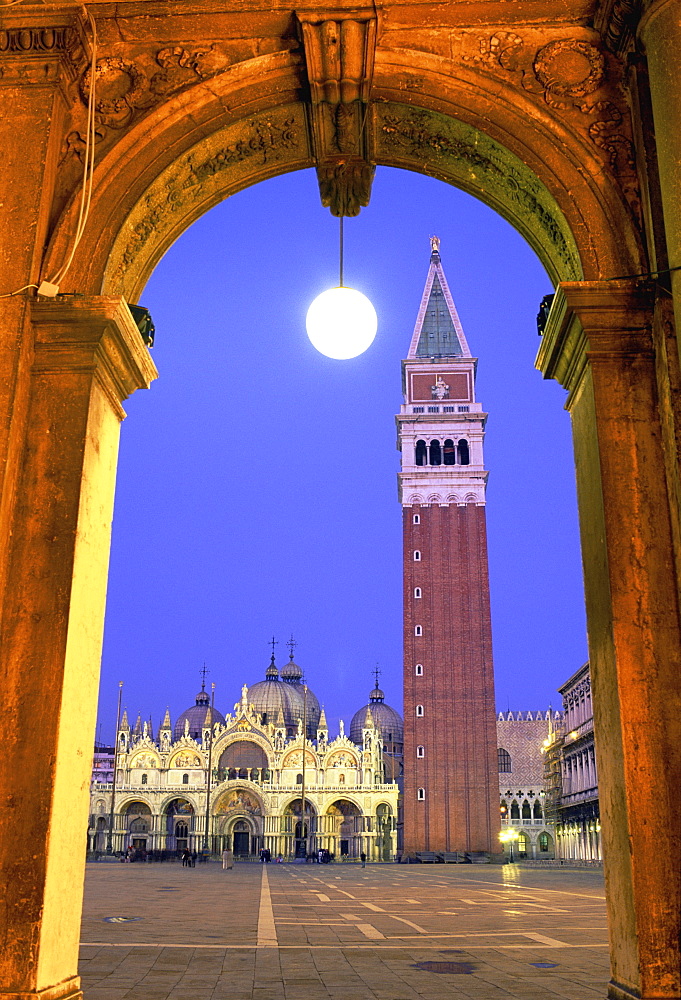 Arch with view of Campanile San Marco, Basilica San Marco and Piazza San Marco, Venice, UNESCO World Heritage Site, Veneto, Italy, Europe