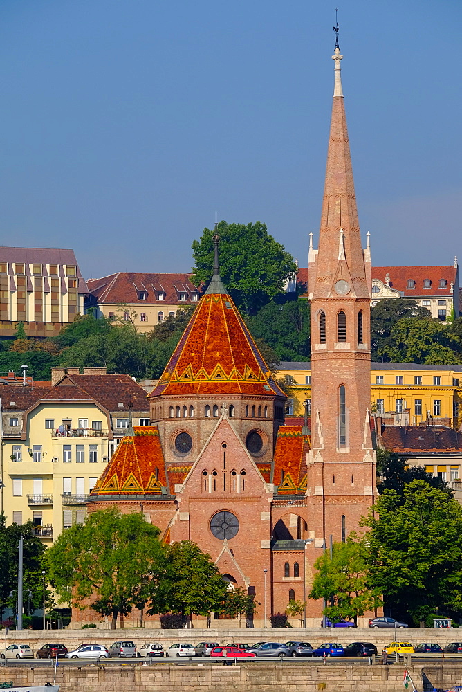 The Capuchin Church (Kapucinus Templom), Buda side of the Danube, Budapest, Hungary, Europe